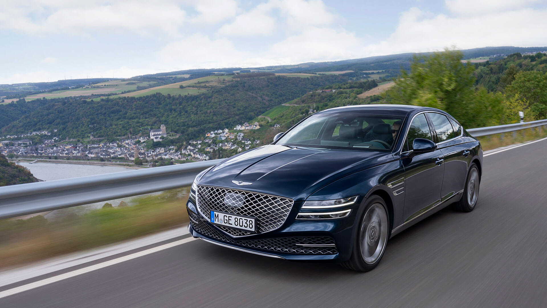 Hyundai's new luxury car will knock in the market